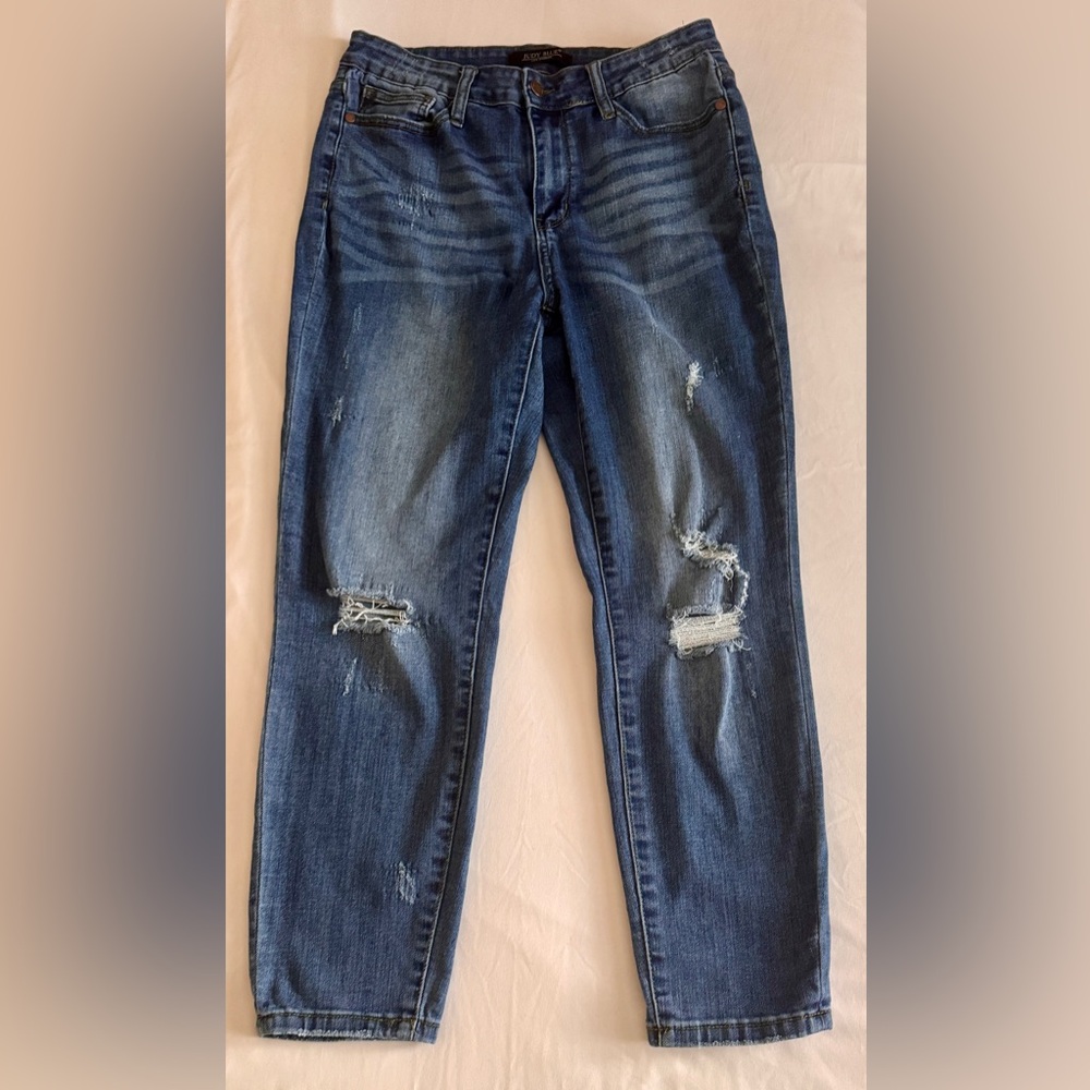 Judy Blue Relaxed Fit Distressed Jeans size 31